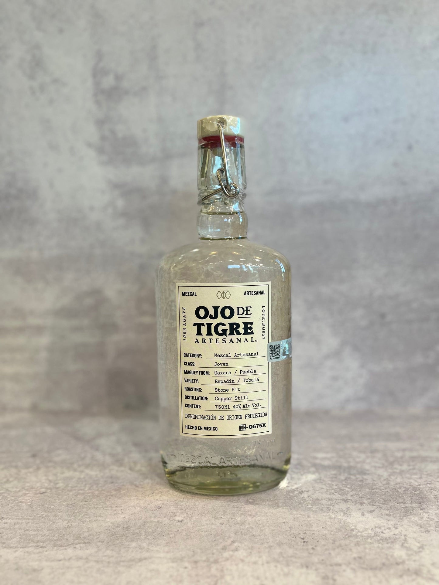 Ojo De Tigre Artesanal Mezcal Joven