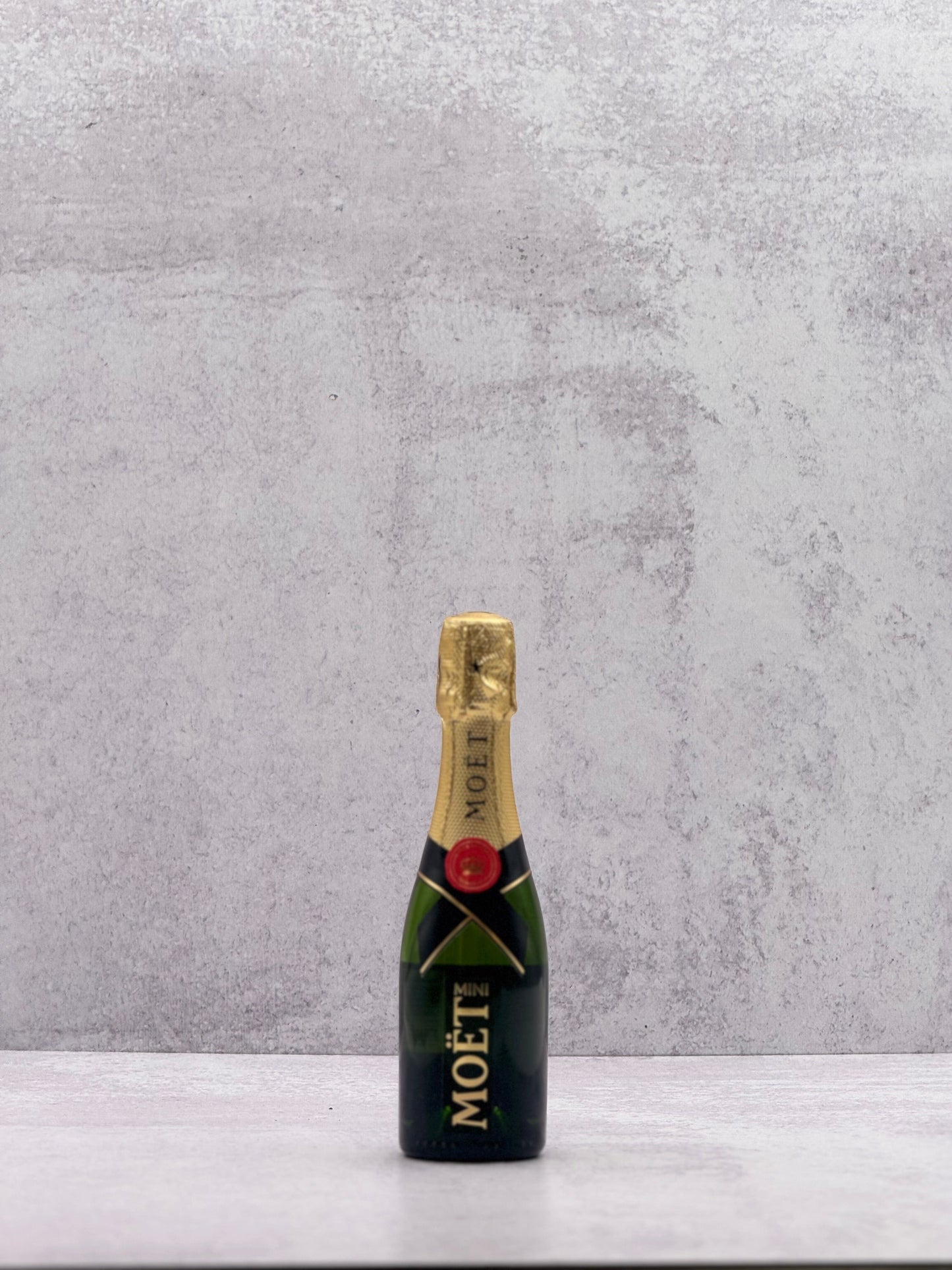 NV Moët & Chandon, Mini Moët Brut Imperial Champagne [187ml]