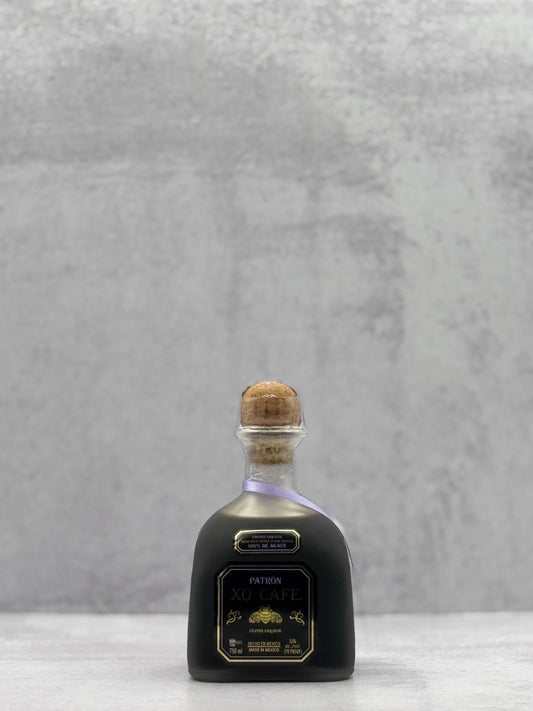 Patron, XO Cafe